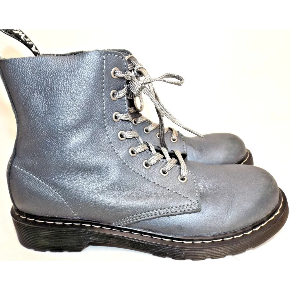 Dr. Martens DOCA 1460 Pascal Boot Gunmetal Metallic SPARKLE LACE unisex -GIRLS 5